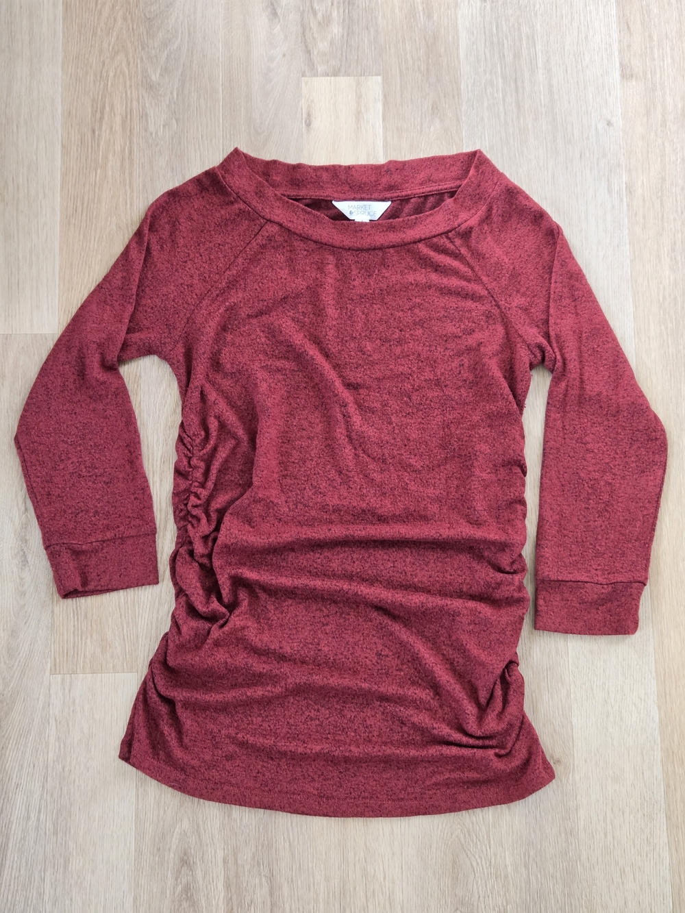 Market & Spruce Maternity sweater - small